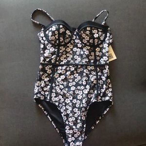 Cupshe floral print bathing suit!